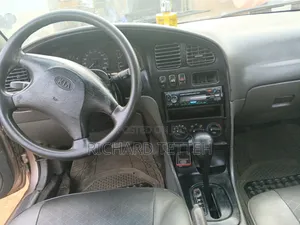 Kia Sephia Automatic 1999 Gold