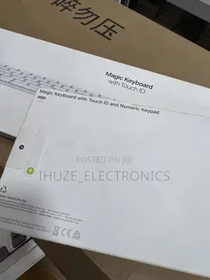 White Magic Keyboard (Touch Id/Numeric Keypad) - USB-C