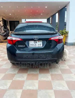 Toyota Corolla 2016 Black