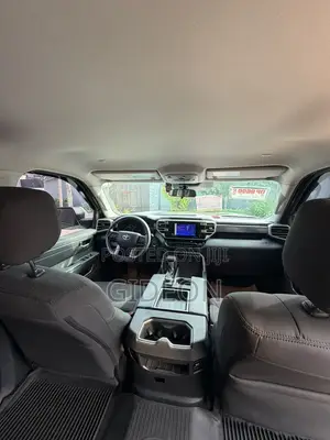 Toyota Tundra SR5 2022 Green