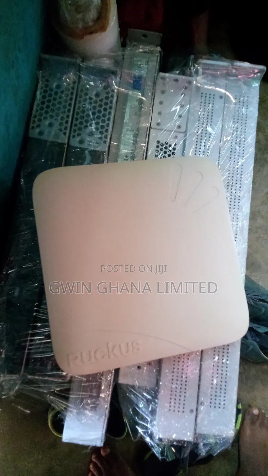 Ruckus ZoneFlex R700 Dual Band 802.11ac Access Point 1300 MBit
.poE