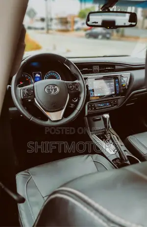 Toyota Corolla 2016 Black