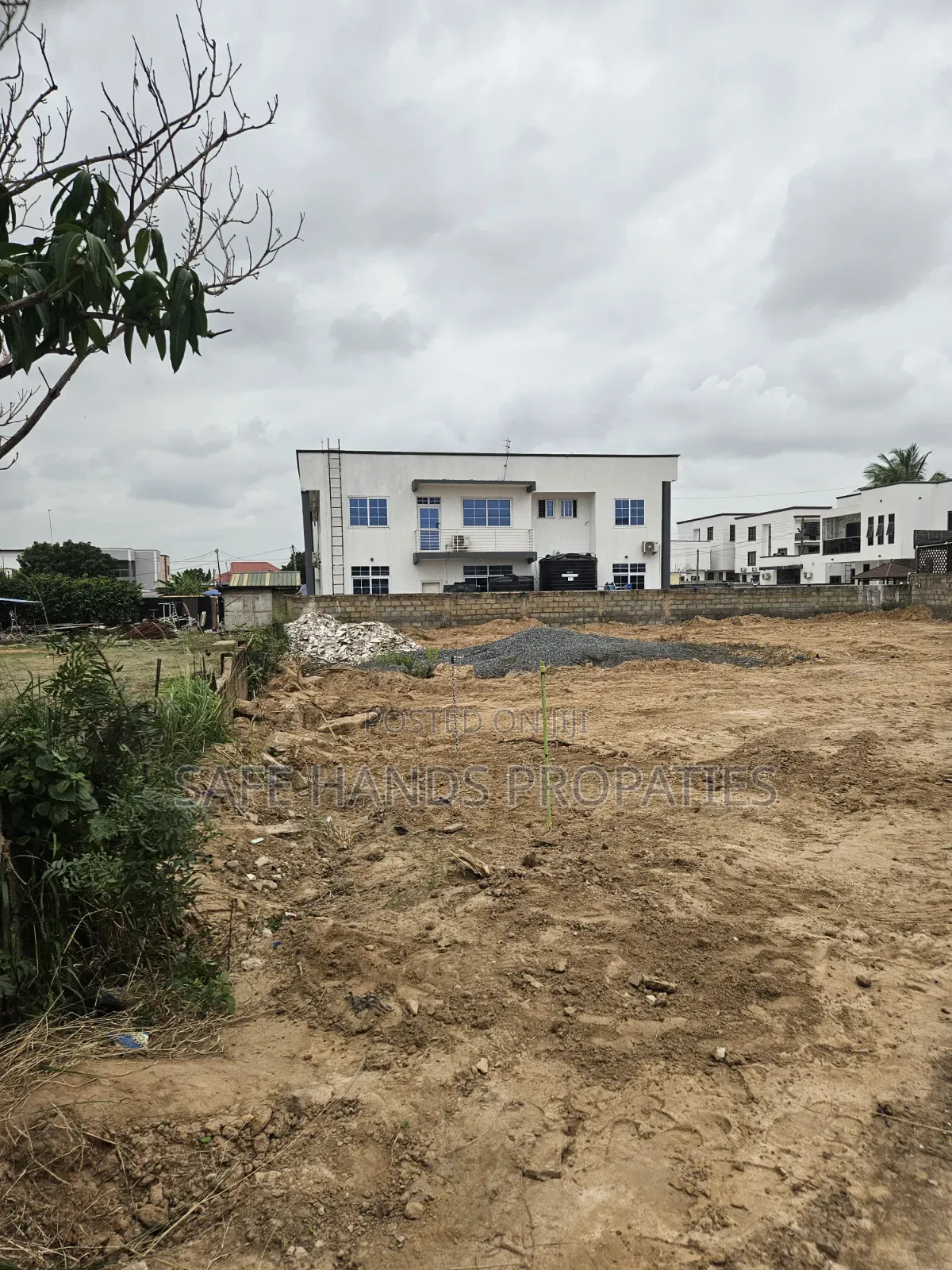 One Plot of Land for Sale