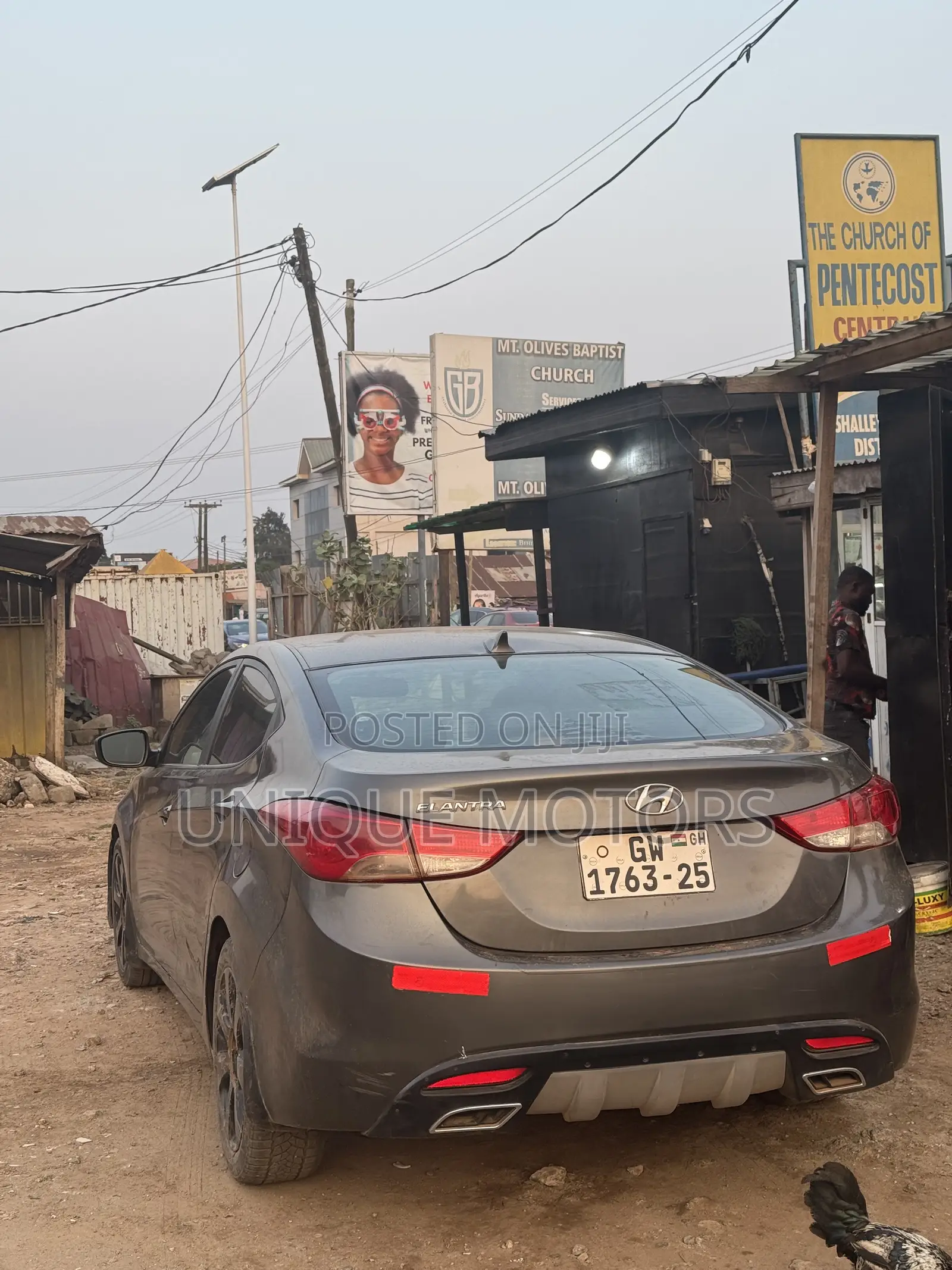 Hyundai Elantra Limited Sedan FWD (1.8L 4cyl 6A) 2013