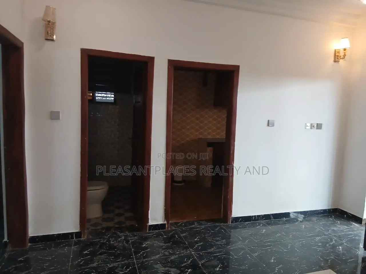1bdrm Apartment in Pleasantplaces And, Tseaddo for rent
