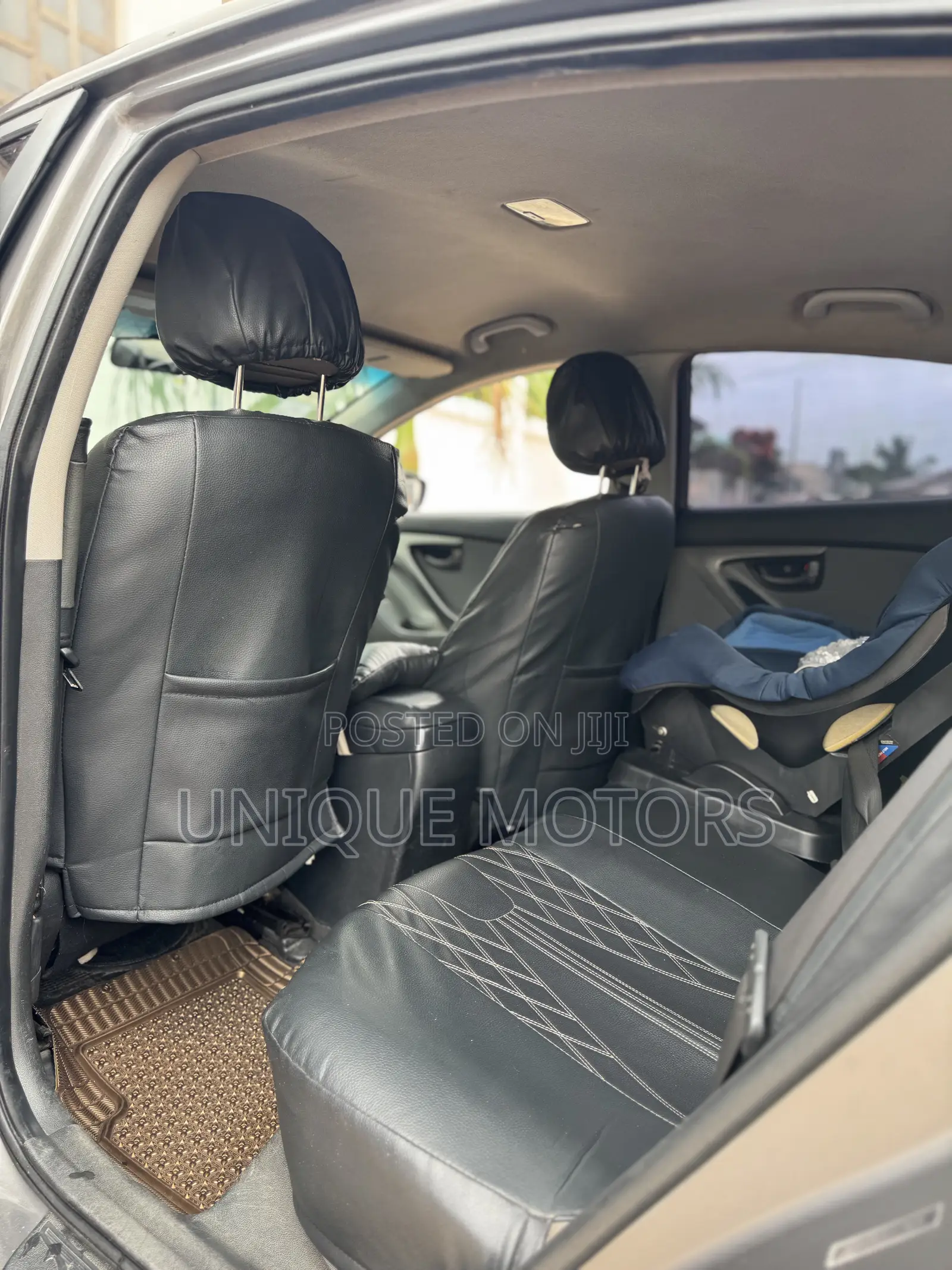 Hyundai Elantra GLS Sedan FWD (1.8L 4cyl 6A) 2013