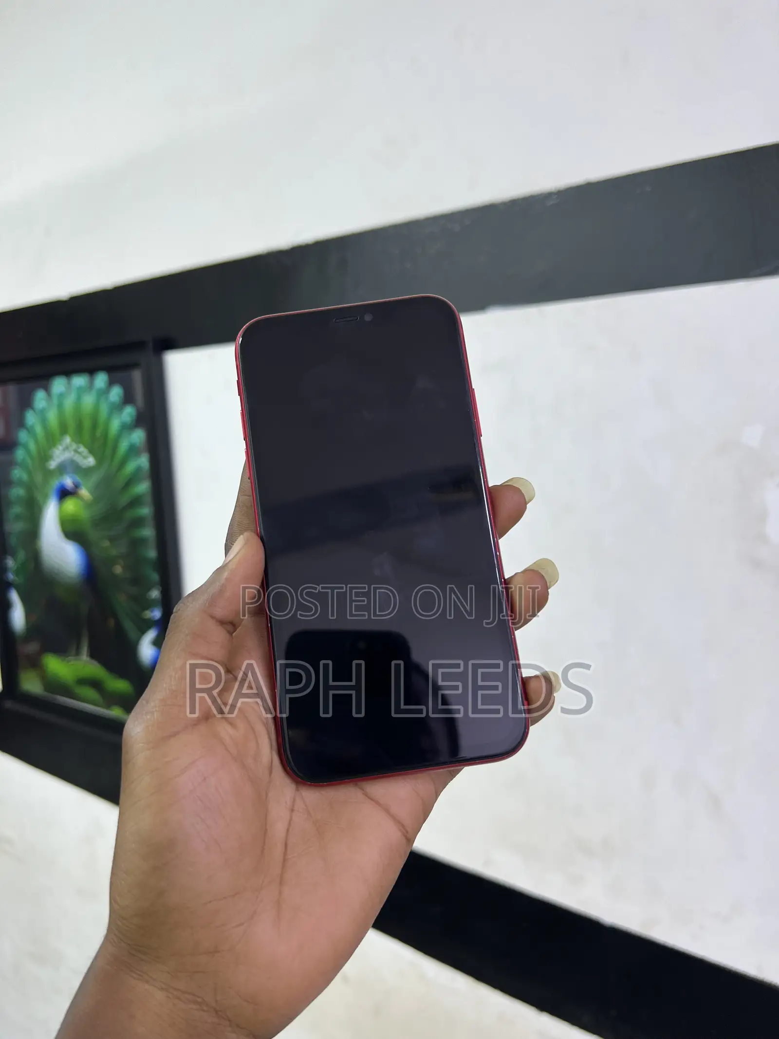 New Apple iPhone 11 128 GB Red