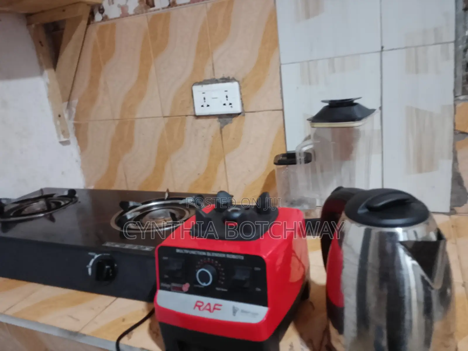 Room to Let: Furnished 2-Bedroom in Accra