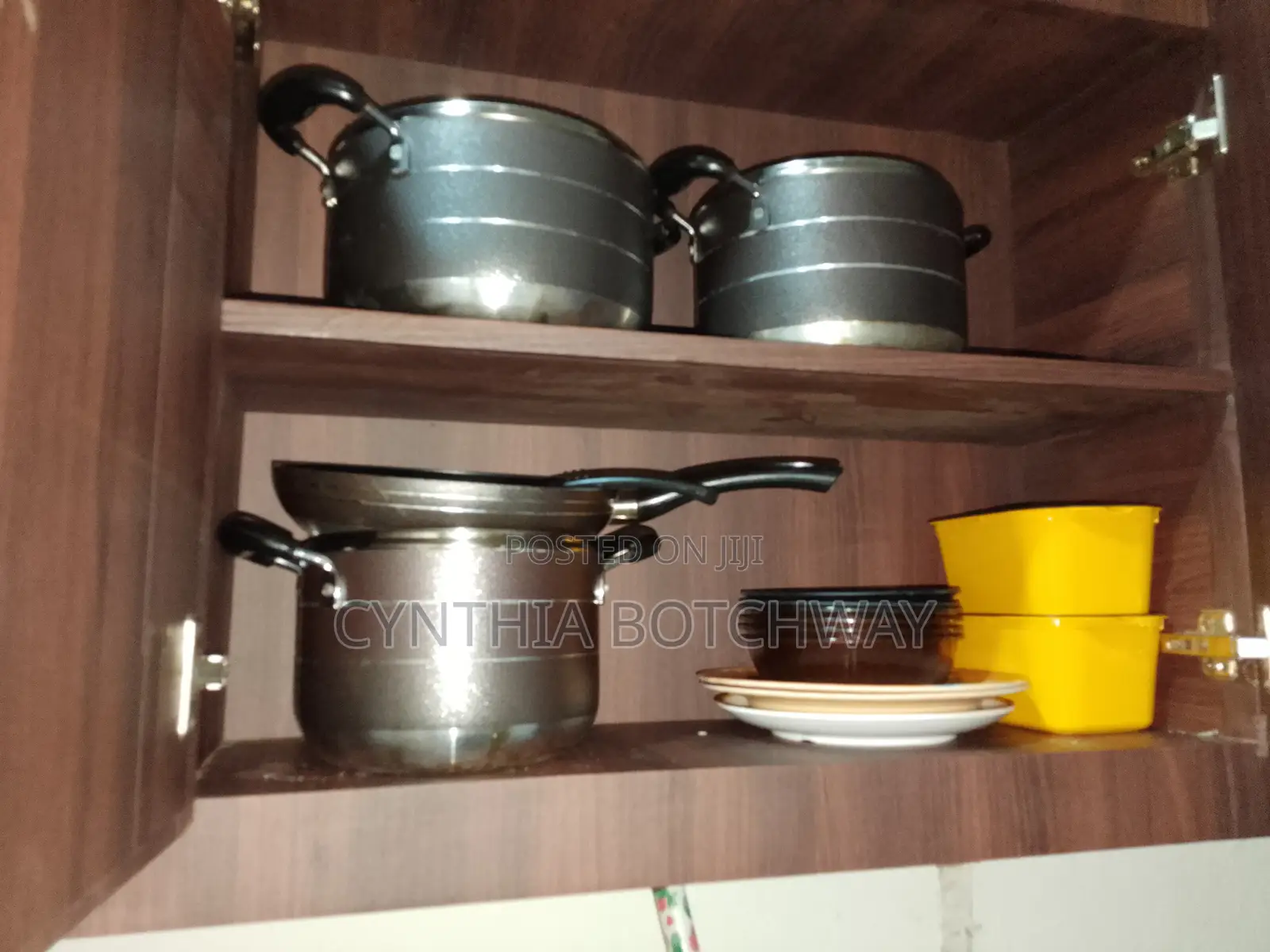 Room to Let: Furnished 2-Bedroom in Accra