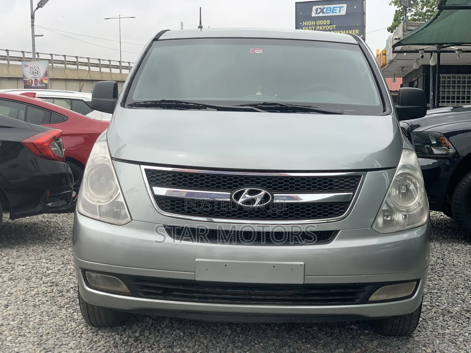 Hyundai Starex 2012 Silver