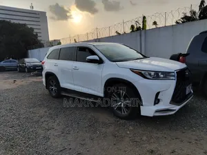 Toyota Highlander 2019 White