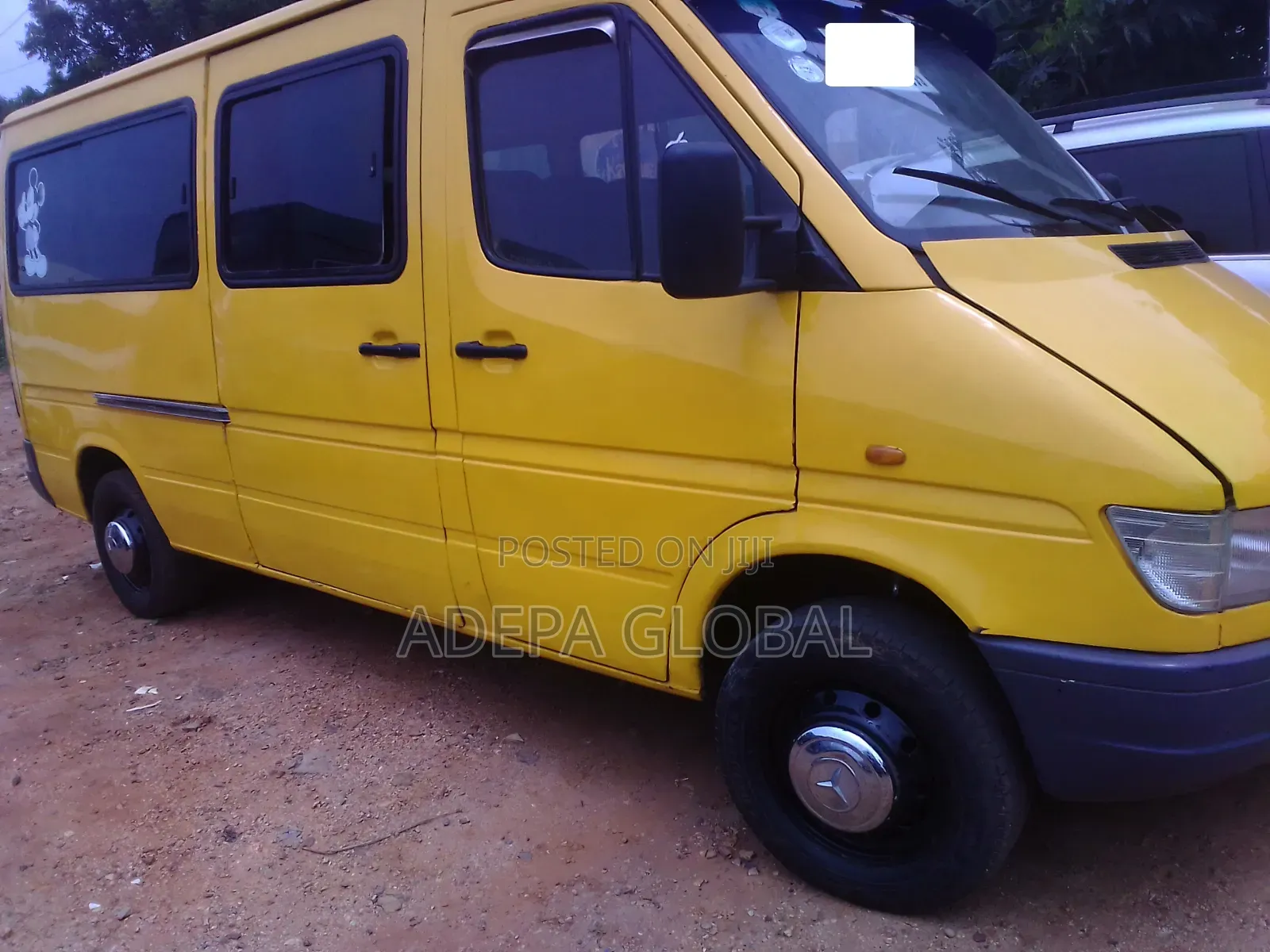 Mercedes-Benz Sprinter 2015 Yellow