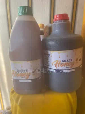 Undiluted and Organic Honey Straight From the Hive