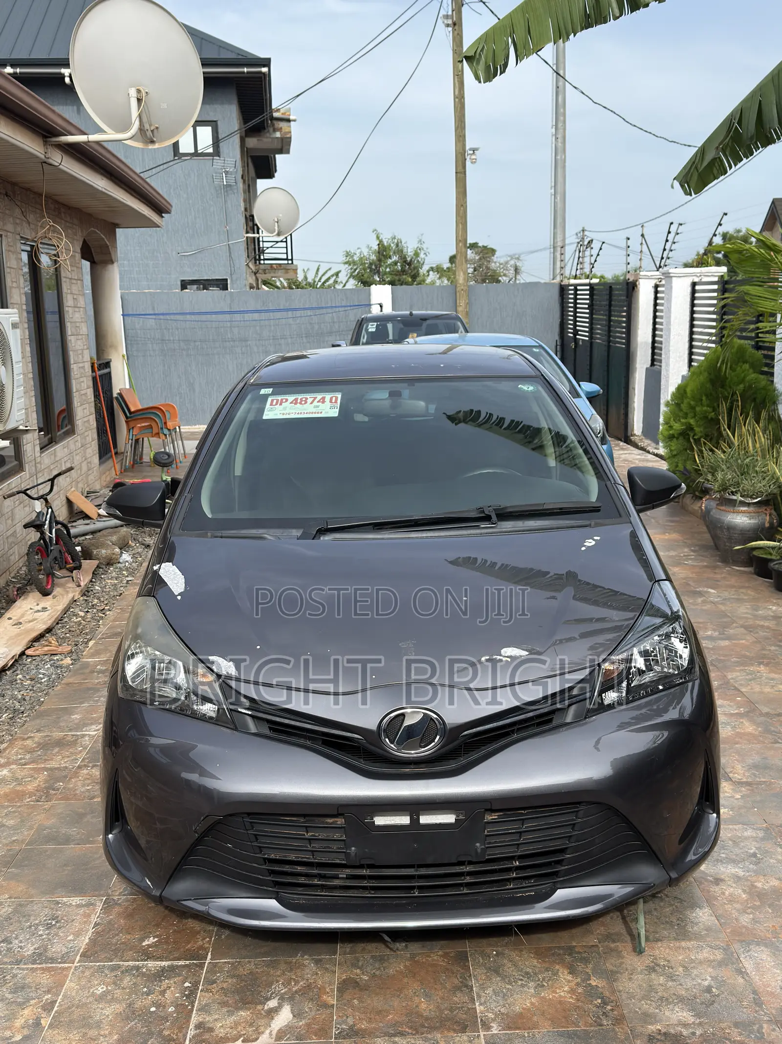 Toyota Vitz 2014 Brown