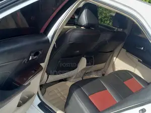 Toyota Camry L 4dr Sedan (2.5L 4cyl 6A) 2012 White