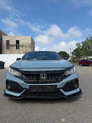 Honda Civic Sport 4dr Hatchback (1.5L 4cyl) 2017 Gray
