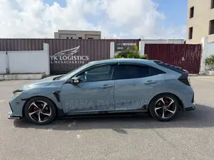 Honda Civic Sport 4dr Hatchback (1.5L 4cyl) 2017 Gray