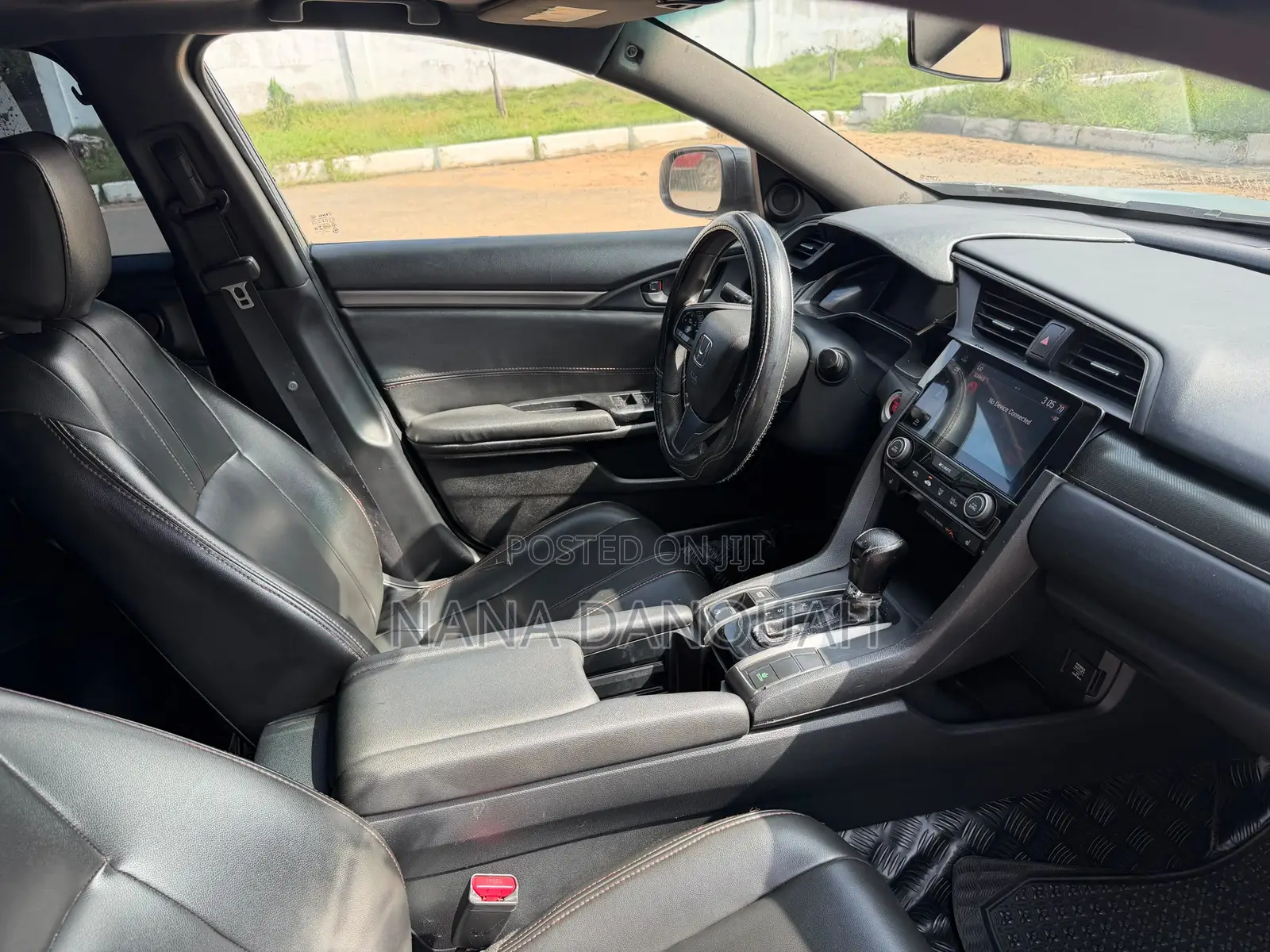 Honda Civic Sport 4dr Hatchback (1.5L 4cyl) 2017 Gray