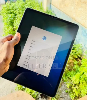 Apple iPad Pro 12.9 (2022) 128 GB Gray