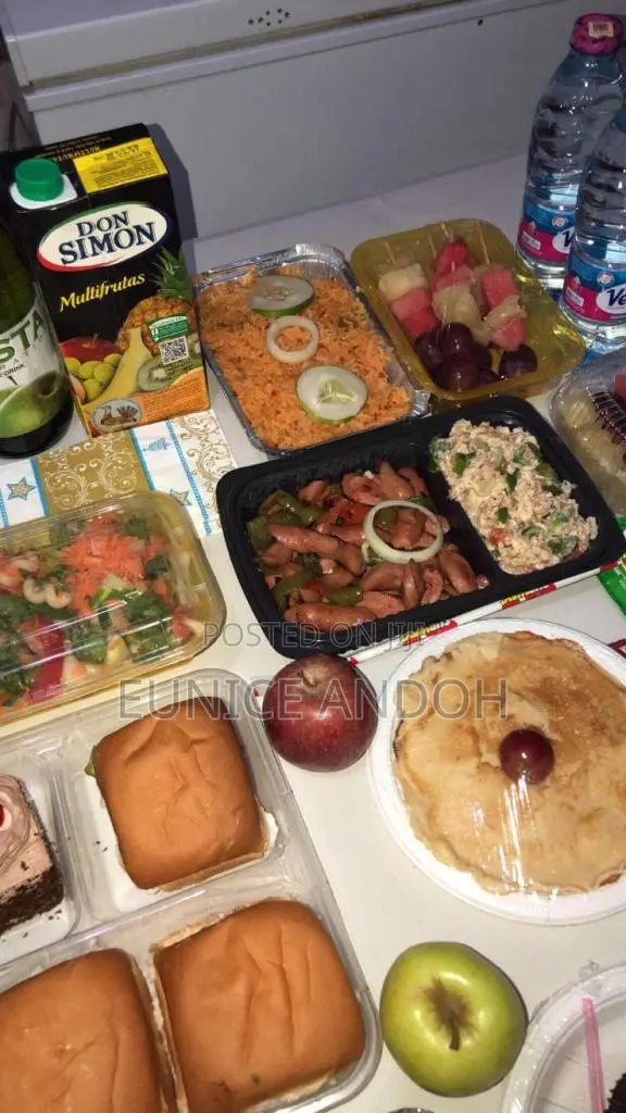Breakfast and Lunch Packages