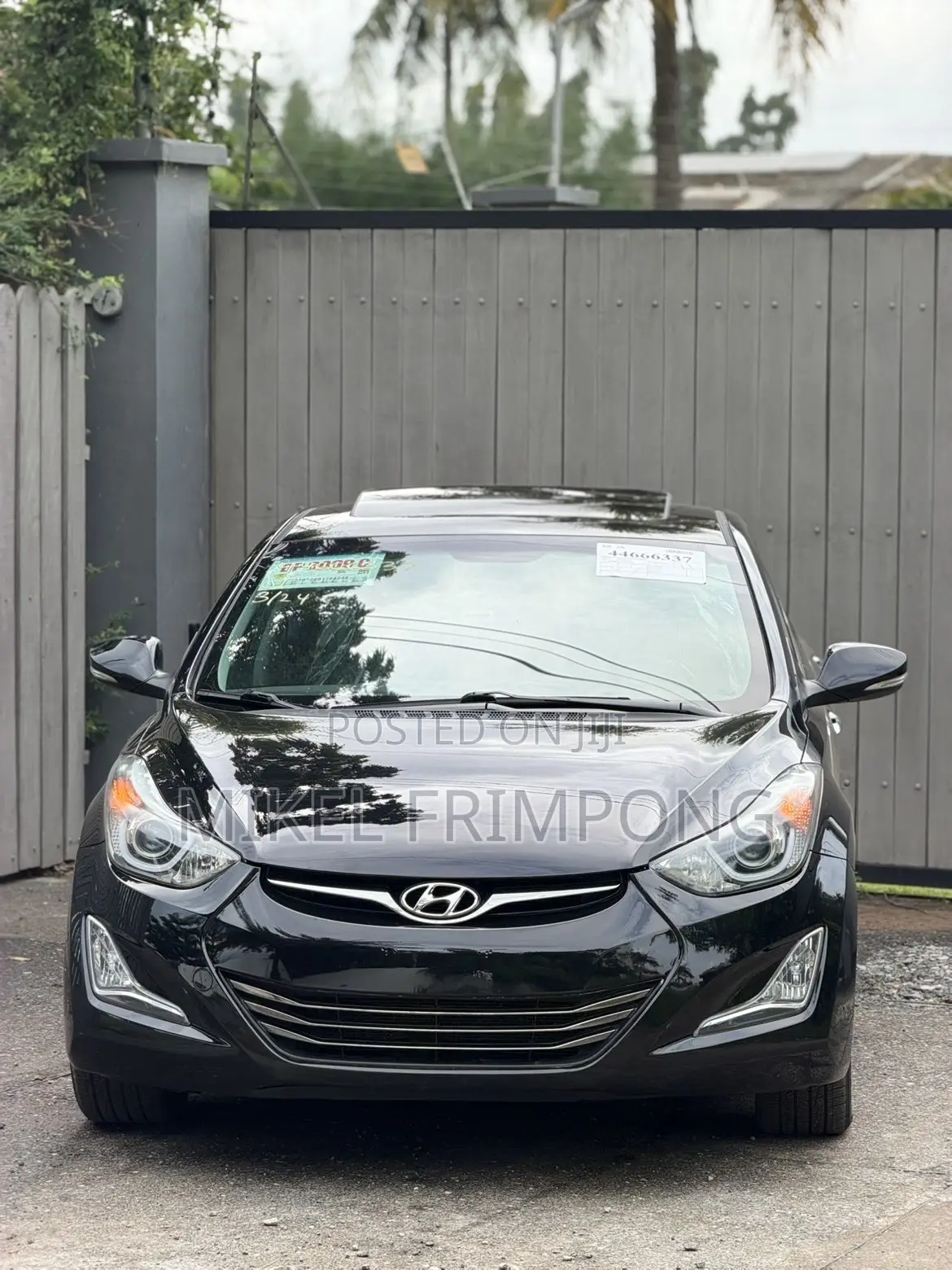 Hyundai Elantra Limited Sedan FWD (1.8L 4cyl 6A) 2016 Black