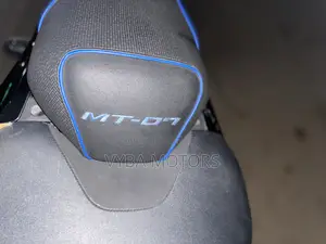 Yamaha 2018 Blue