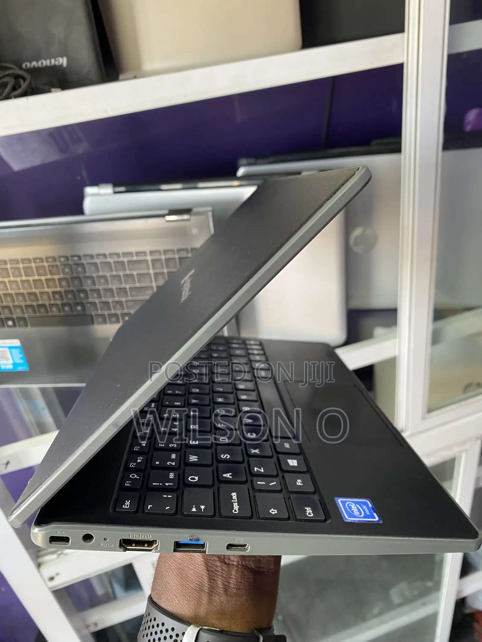 Laptop Dynabook Satellite Pro A40-J 4GB Intel SSD 128GB