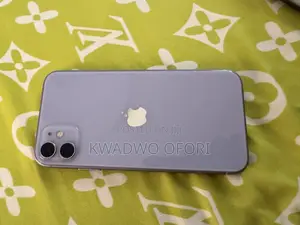 Apple iPhone 11 64 GB Purple