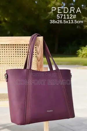 Quality Ladies Leather Handbags Available