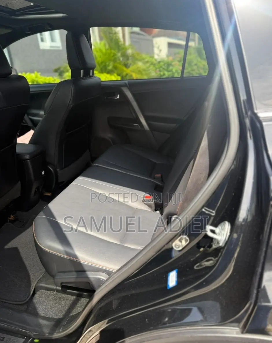 Toyota RAV4 2018 Black