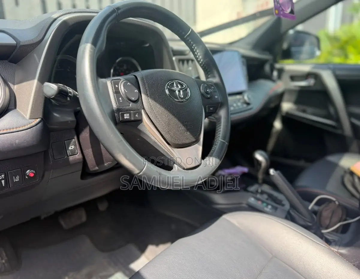 Toyota RAV4 2018 Black