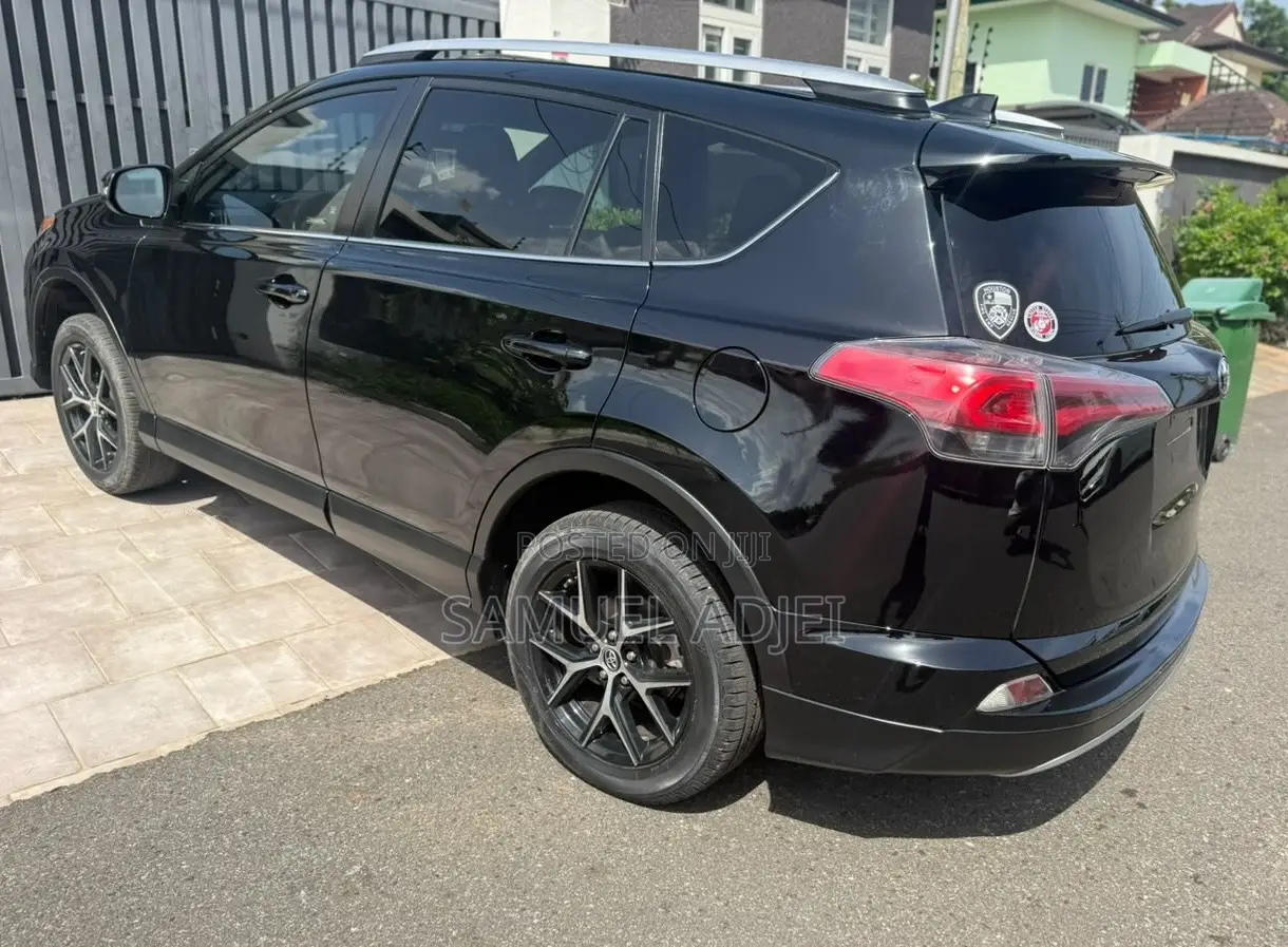 Toyota RAV4 2018 Black