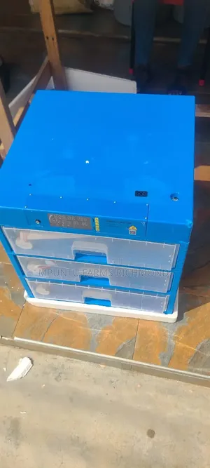 Incubator (210egg Capacity Automatic Incubator)