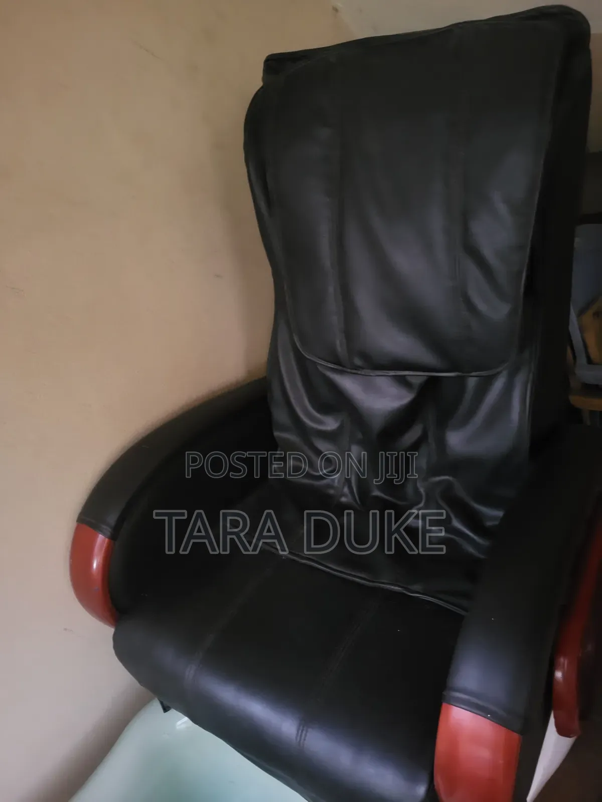 Professional Pedicure Spa Chair With Integrated Foot Basin