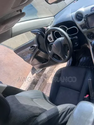 Pontiac Vibe 2009 Gray