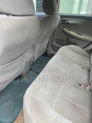 Toyota Corolla S 4dr Sedan (1.8L 4cyl 4A) 2010 Beige