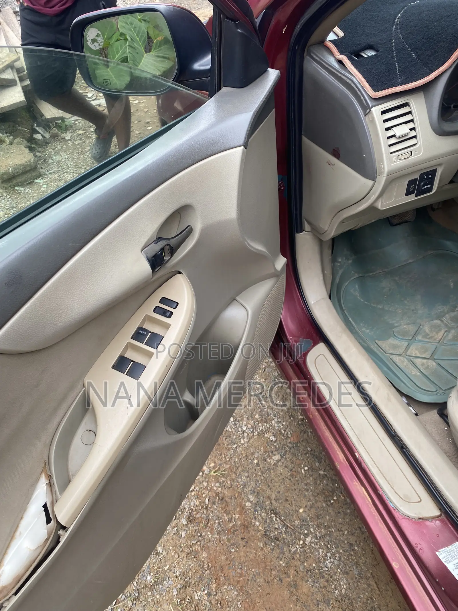 Toyota Corolla S 4dr Sedan (1.8L 4cyl 4A) 2010 Beige