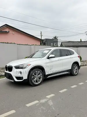 BMW X1 sDrive28i FWD 2017 White