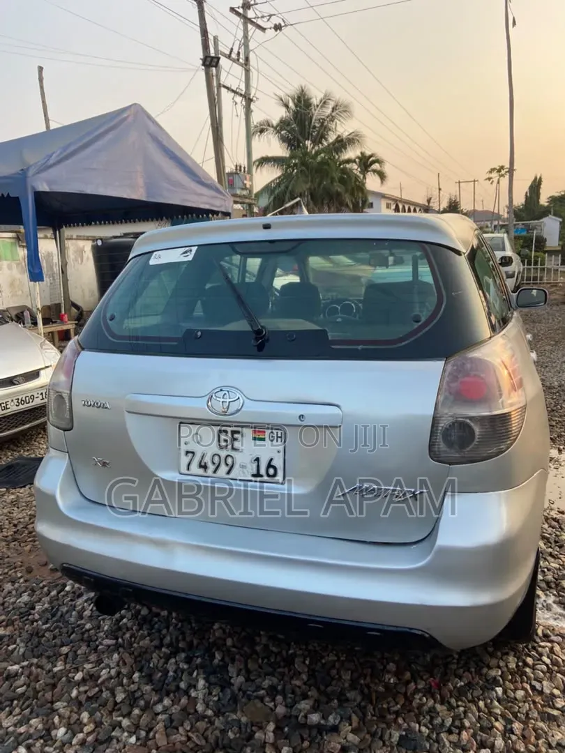 Toyota Matrix 2010 Silver