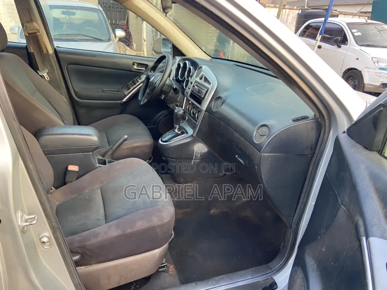 Toyota Matrix 2010 Silver