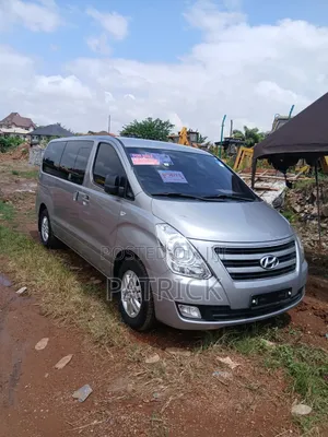 Hyundai Starex 2015 Silver