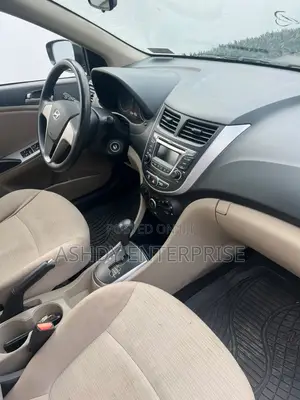 Hyundai Accent SE Sedan 2016 Black
