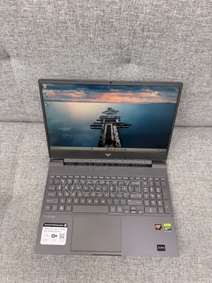 Laptop HP Victus 15 16GB AMD Ryzen 5 SSD 512GB