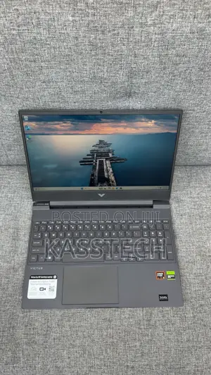 Laptop HP Victus 15 16GB AMD Ryzen 5 SSD 512GB