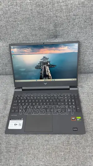 Laptop HP Victus 15 16GB AMD Ryzen 5 SSD 512GB