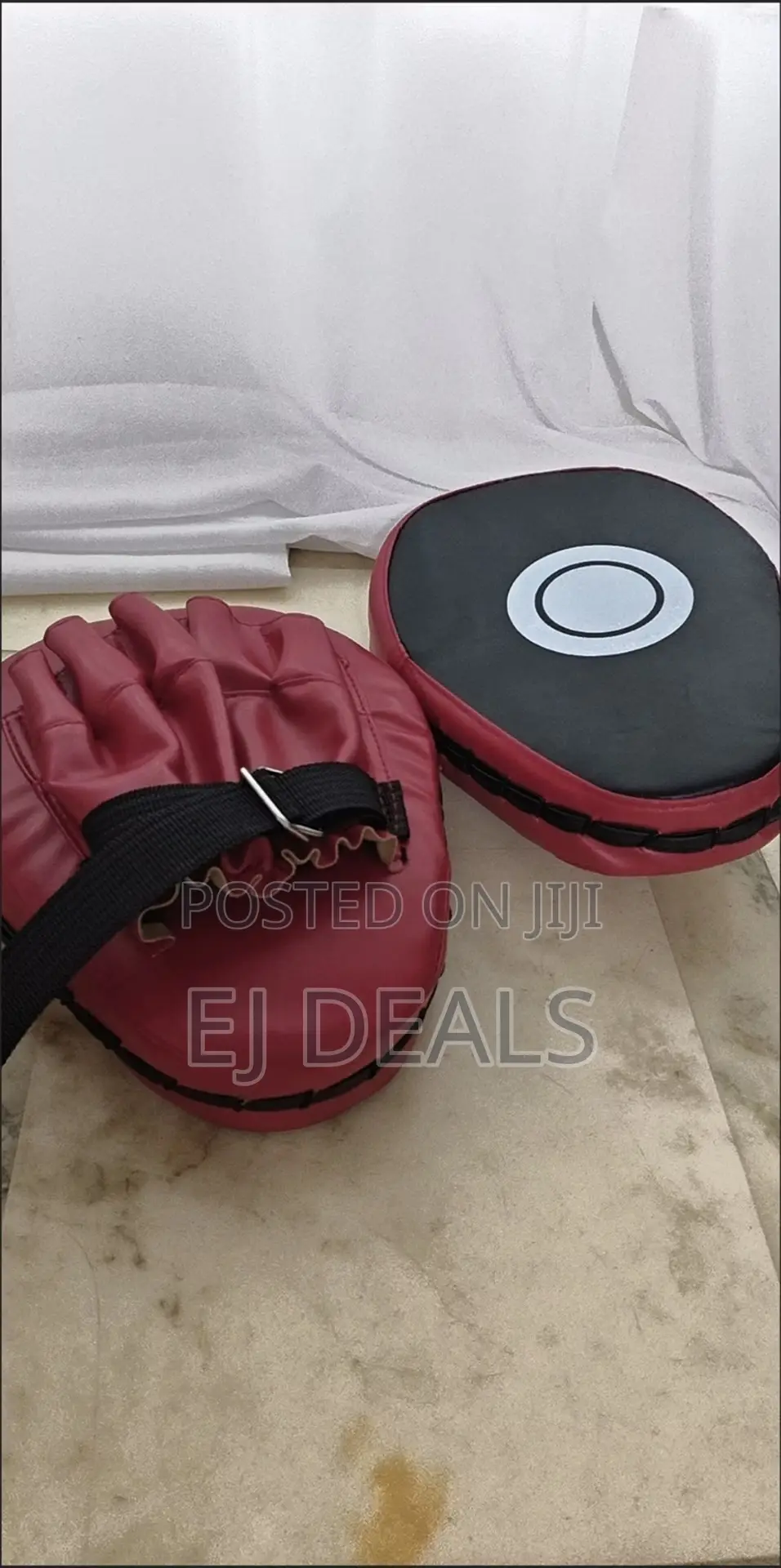 Boxing Pads Pair