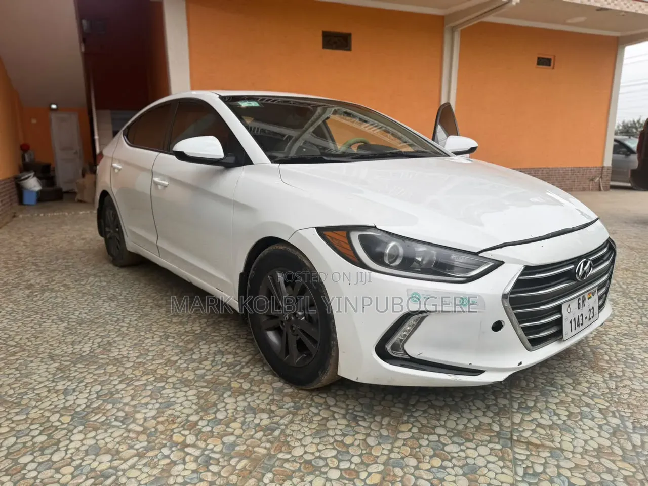 Hyundai Elantra 2017 White