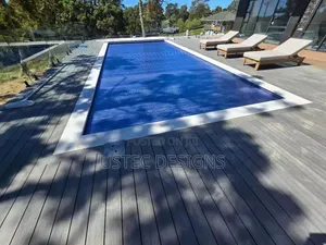 Modern Swimming Pool Fountain Designs