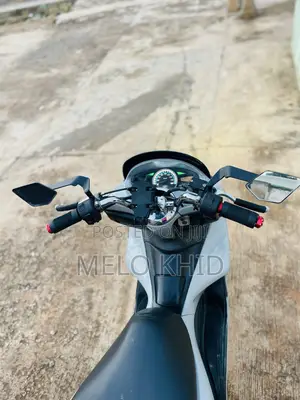 Honda 2016 Gray