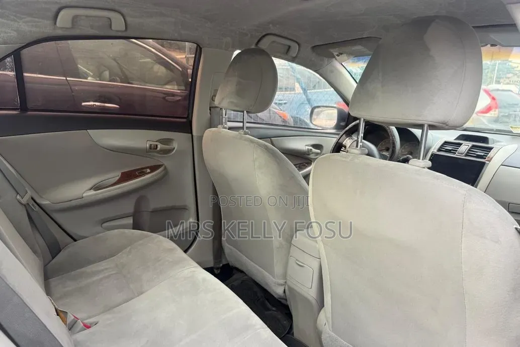 Toyota Corolla 2012 Blue